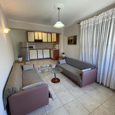 Lola Apartamento Liapades