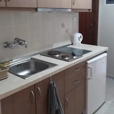 Lola Apartamento Liapades